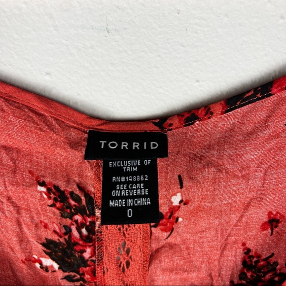 Torrid Orange & Black Floral Sleeveless Blouse Plus Size 0 - Picture 3 of 4